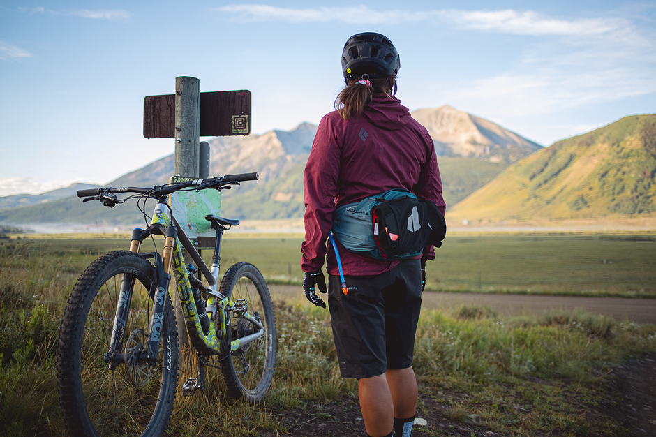Mountain bike hip bag top